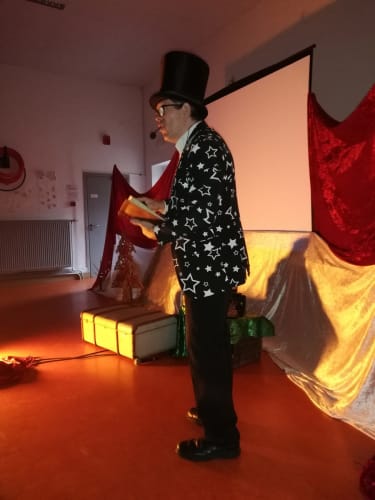 2019-12 Spectacle offert par St-Nicolas