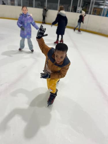 2024-12-Patinoire-025